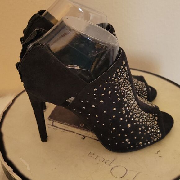 - Jennifer Lopez Black Sparkle Shoes - Picture 5 of 12